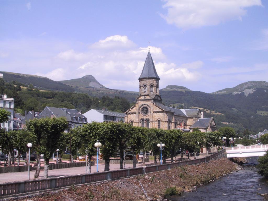 فندق Vvf Correze Pays D'Eygurande المظهر الخارجي الصورة