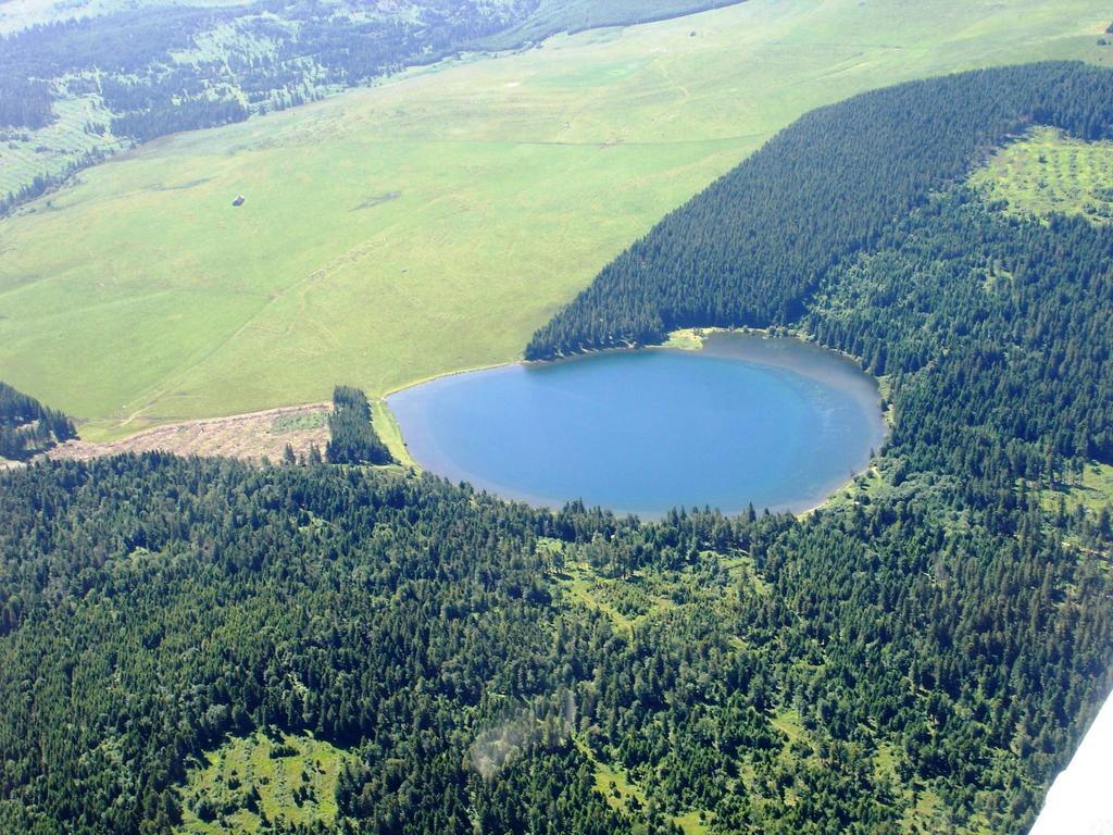 فندق Vvf Correze Pays D'Eygurande المظهر الخارجي الصورة