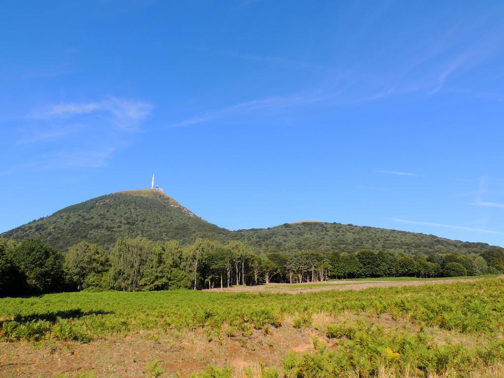 فندق Vvf Correze Pays D'Eygurande المظهر الخارجي الصورة